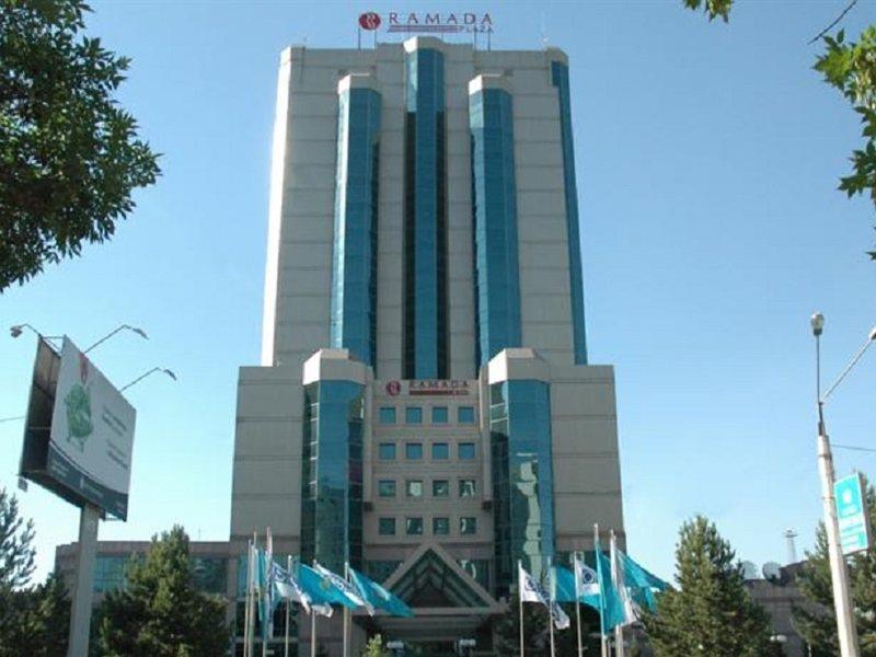 Ramada Plaza Astana Hotel المظهر الخارجي الصورة